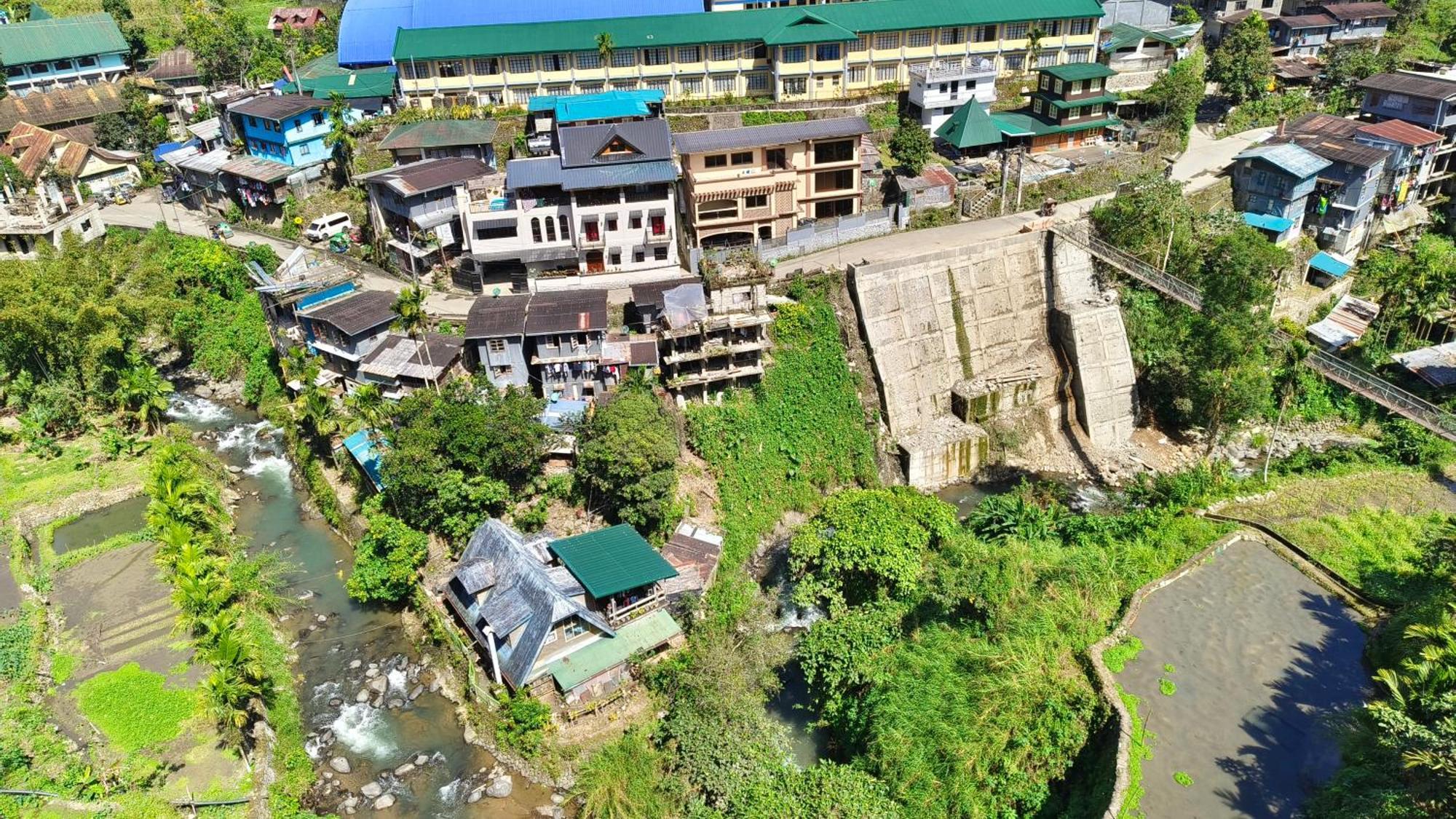 People'S Lodge And Restaurant 巴纳韦 外观 照片