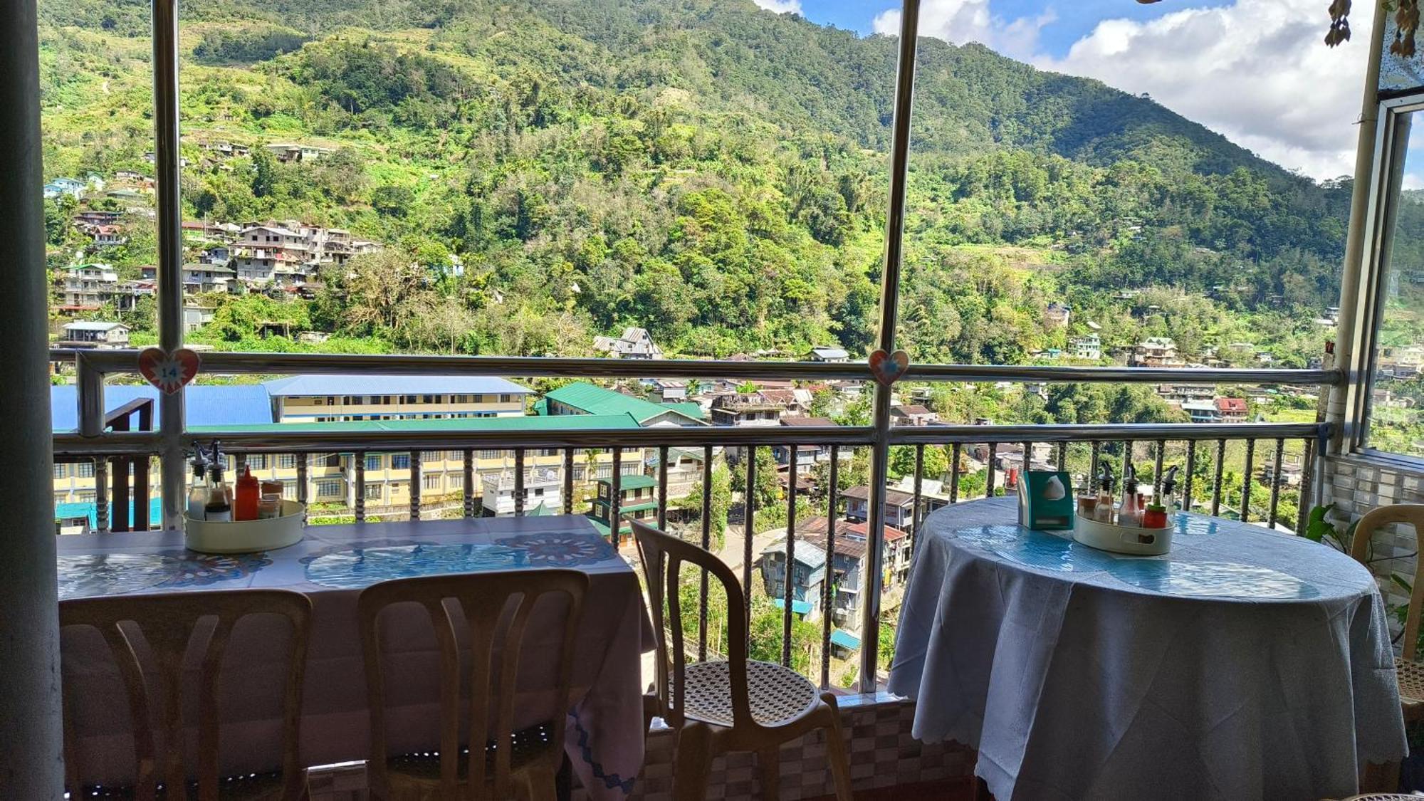 People'S Lodge And Restaurant 巴纳韦 外观 照片